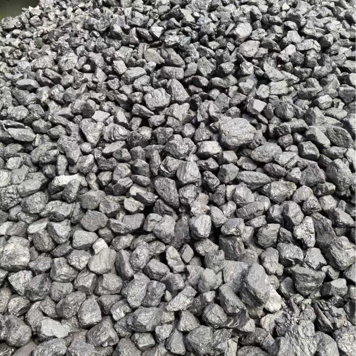 批發(fā)取暖煤 寧夏無煙煤 鍋爐用塊煤 耐燒煤炭 噴吹煤 電煤